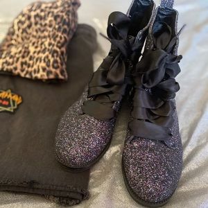 Dirty laundry sparkly glitter boots ribbon laces